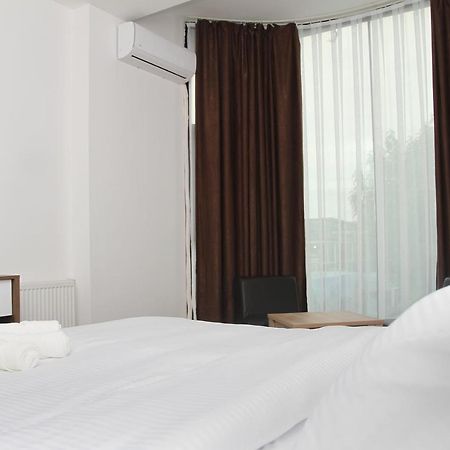 Hotel Andalus Skopje Exteriér fotografie