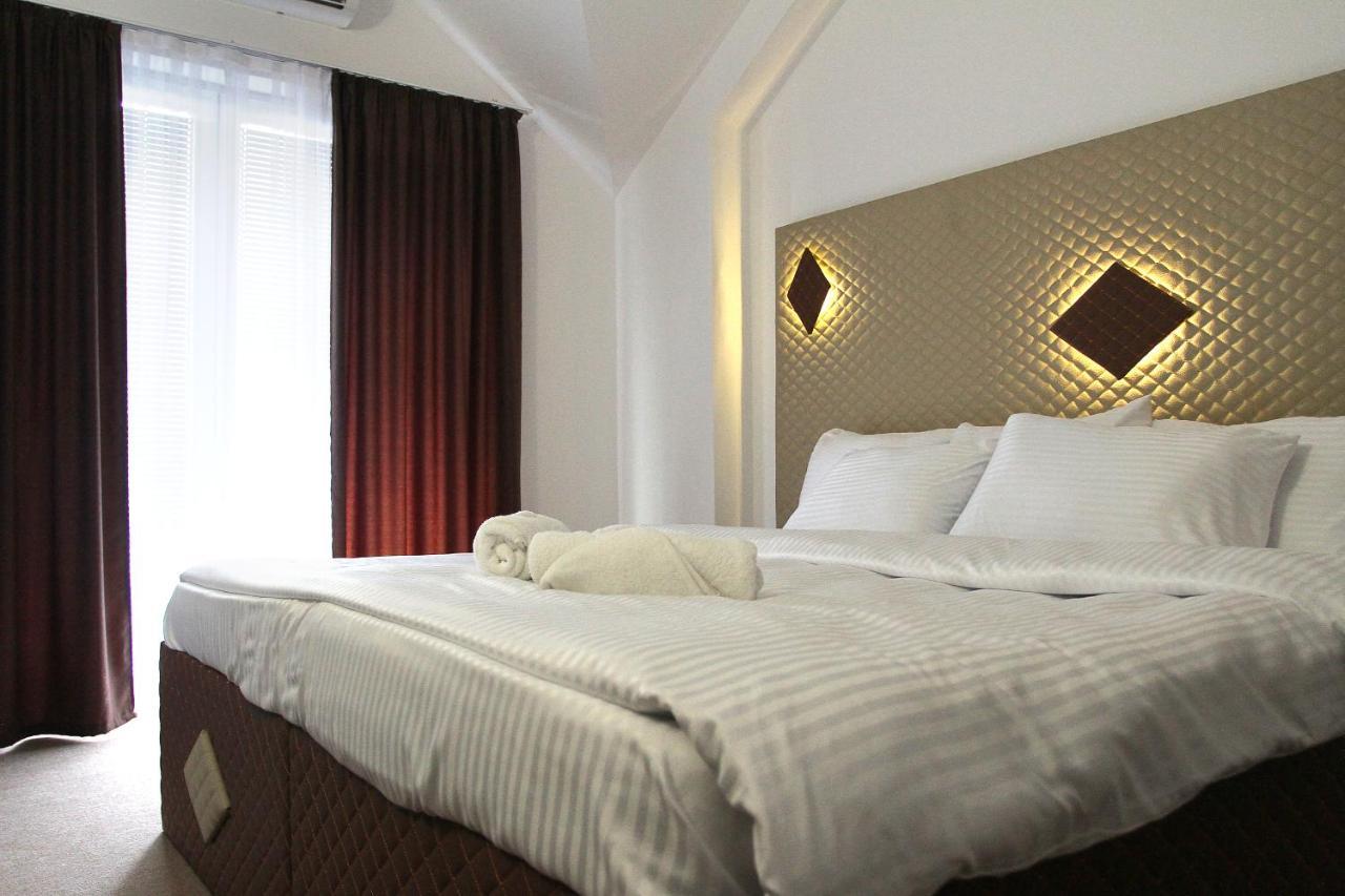 Hotel Andalus Skopje Exteriér fotografie